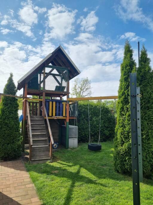 Ferienwohnung *Zur Weinbergstrasse* Lauta Esterno foto