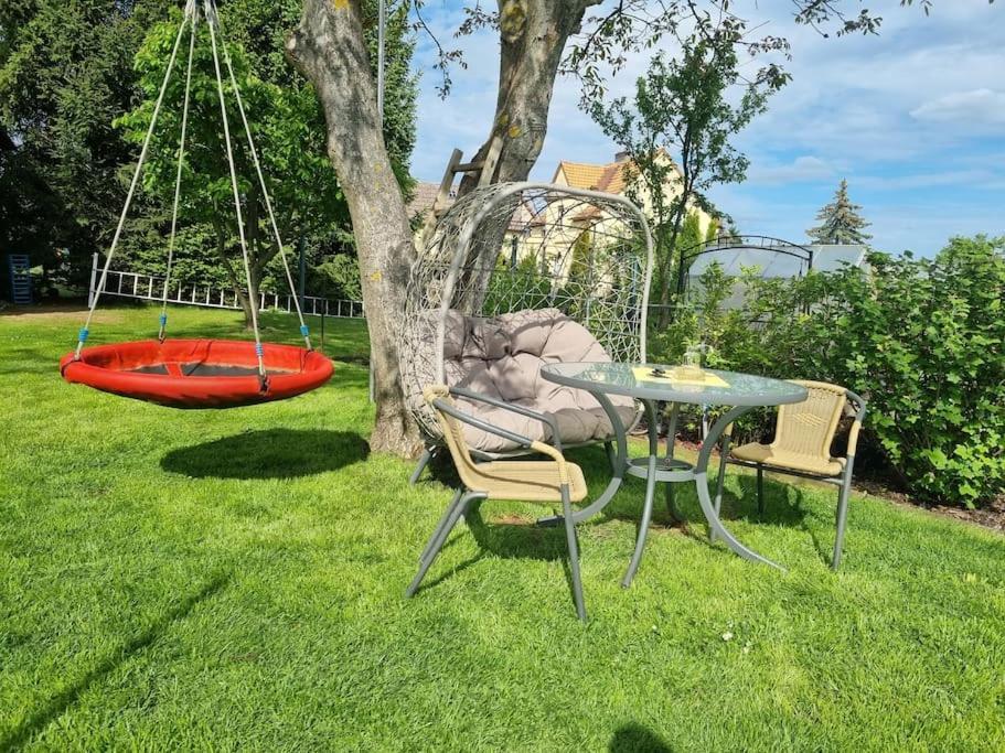 Ferienwohnung *Zur Weinbergstrasse* Lauta Esterno foto