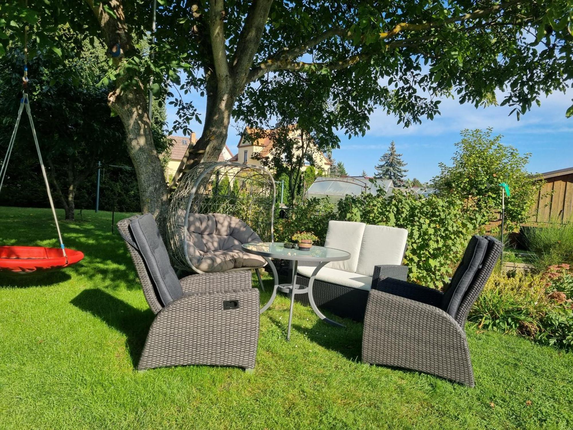 Ferienwohnung *Zur Weinbergstrasse* Lauta Esterno foto