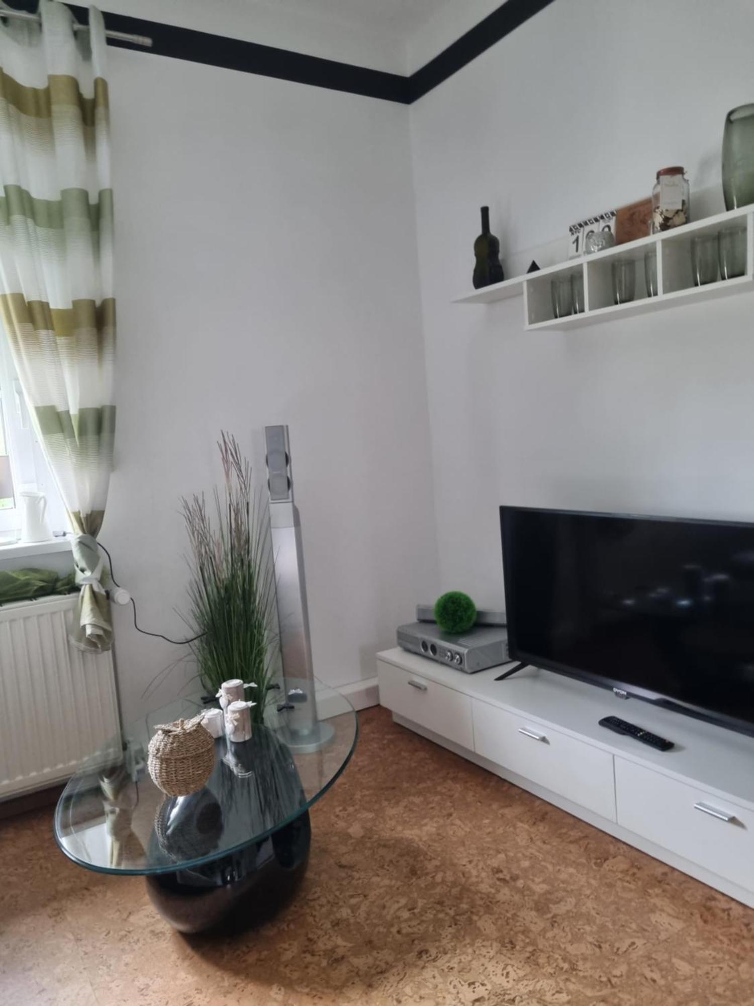 Ferienwohnung *Zur Weinbergstrasse* Lauta Esterno foto